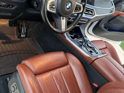 Used 2022 BMW X7 xDrive40i w/ M Sport Package image 20