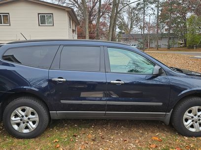 Used 2011 Chevrolet Traverse LS