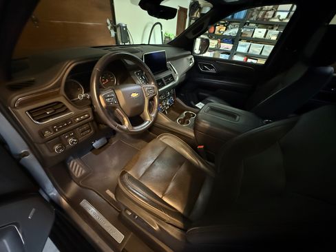 Used 2021 Chevrolet Tahoe High Country image 13