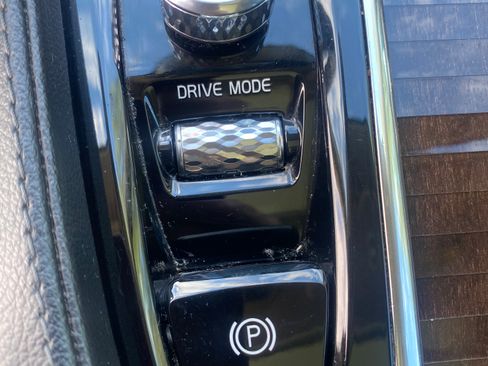 Used 2019 Volvo XC90 T5 Momentum w/ Advanced Package image 26