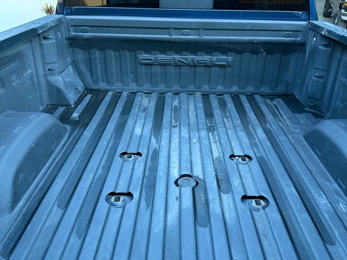 Used 2020 GMC Sierra 2500 Denali w/ Denali Ultimate Package image 8