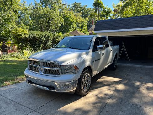 Used 2011 RAM 1500 Laramie w/ Protection Group image 5