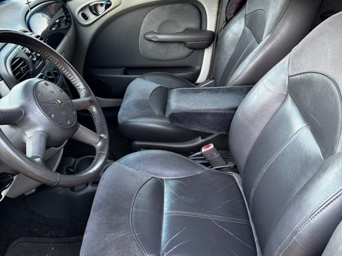 Used 2005 Chrysler PT Cruiser Limited image 8