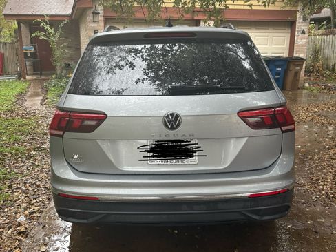 Used 2024 Volkswagen Tiguan S image 5