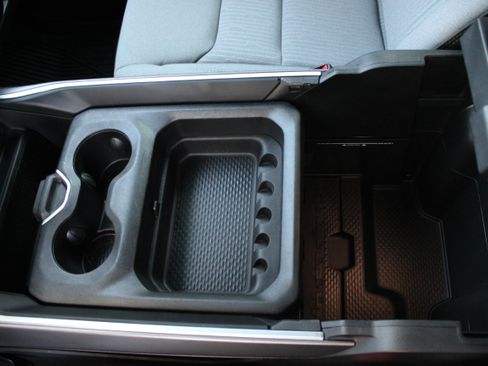 Used 2021 RAM 1500 Big Horn image 11