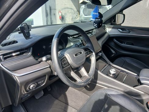 Used 2021 Jeep Grand Cherokee L Overland image 15