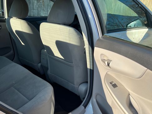 Used 2011 Toyota Corolla LE image 6