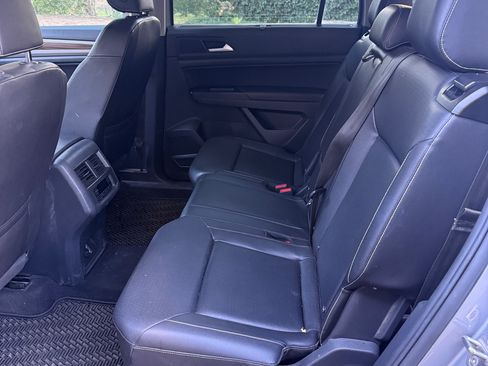 Used 2021 Volkswagen Atlas SE image 22