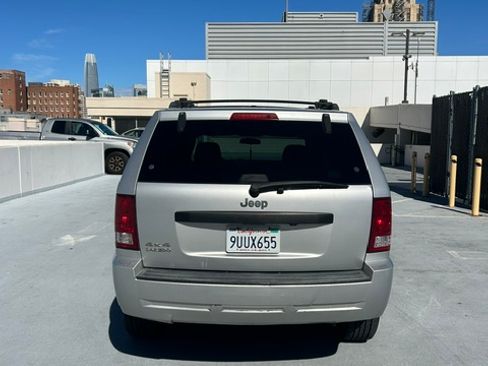 Used 2009 Jeep Grand Cherokee Laredo AWD/4WD image 19