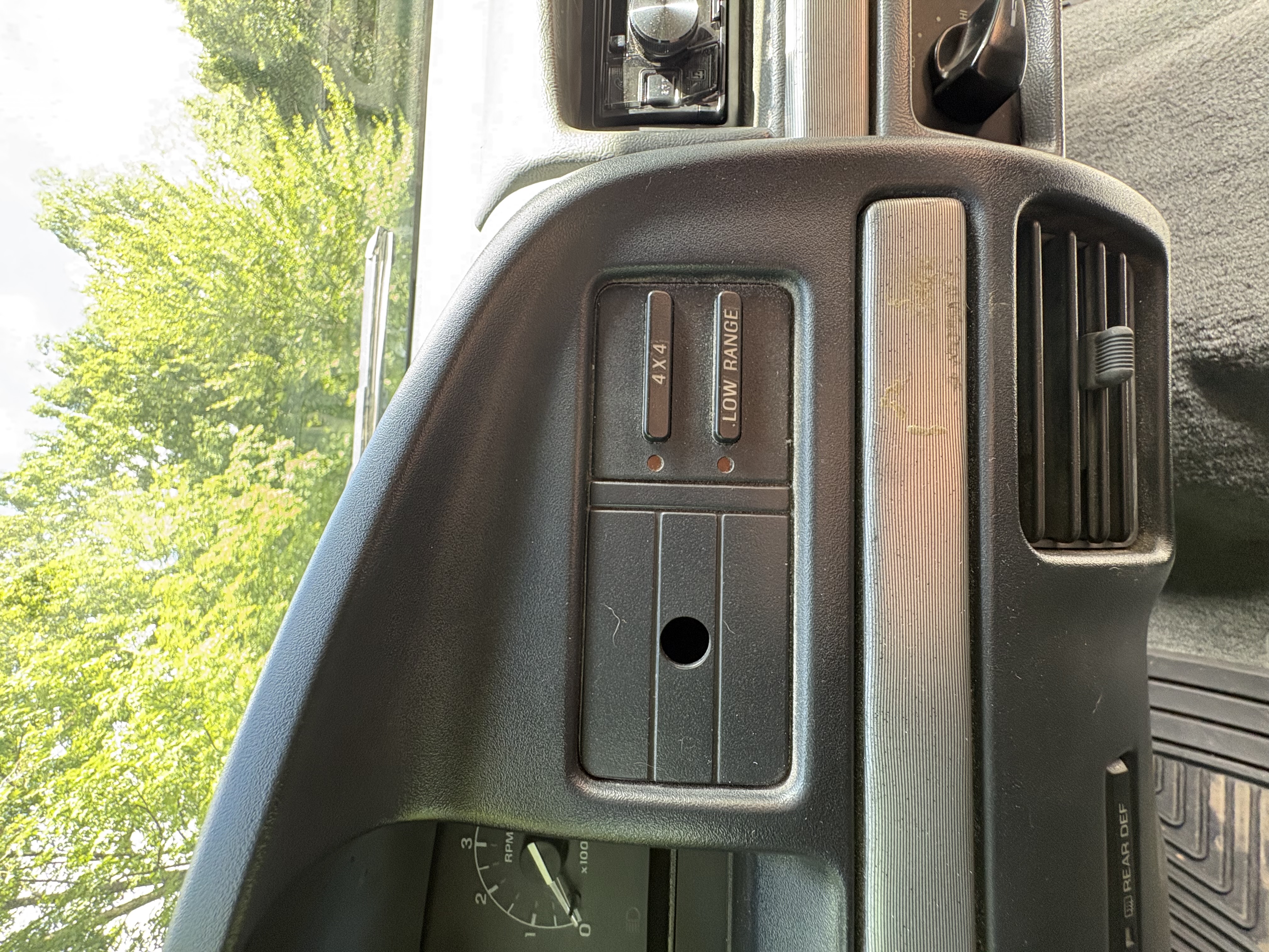 Used 1992 Ford Bronco AWD/4WD image 16