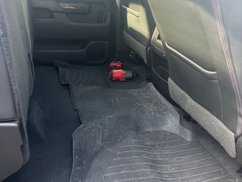 Used 2019 GMC Sierra 2500 SLT w/ Duramax Plus Package image 6