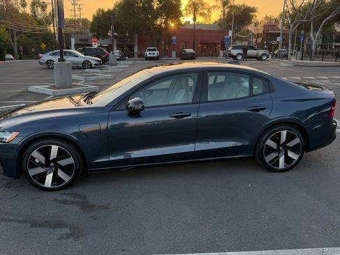 Used 2024 Volvo S60 T8 Ultimate w/ Climate Package AWD/4WD image 1