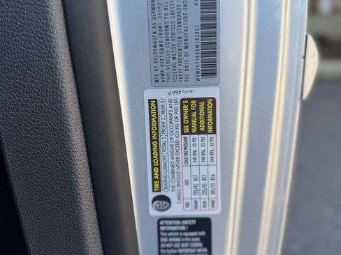 Used 2006 Volkswagen GTI 2.0T 2-Door image 17