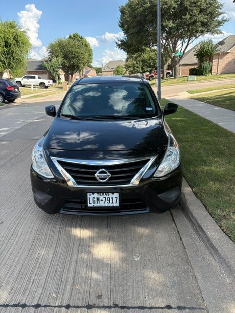 Used 2018 Nissan Versa S Plus FWD image 5