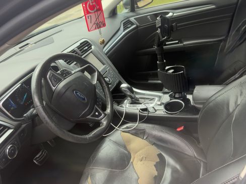 Used 2013 Ford Fusion Titanium FWD image 5