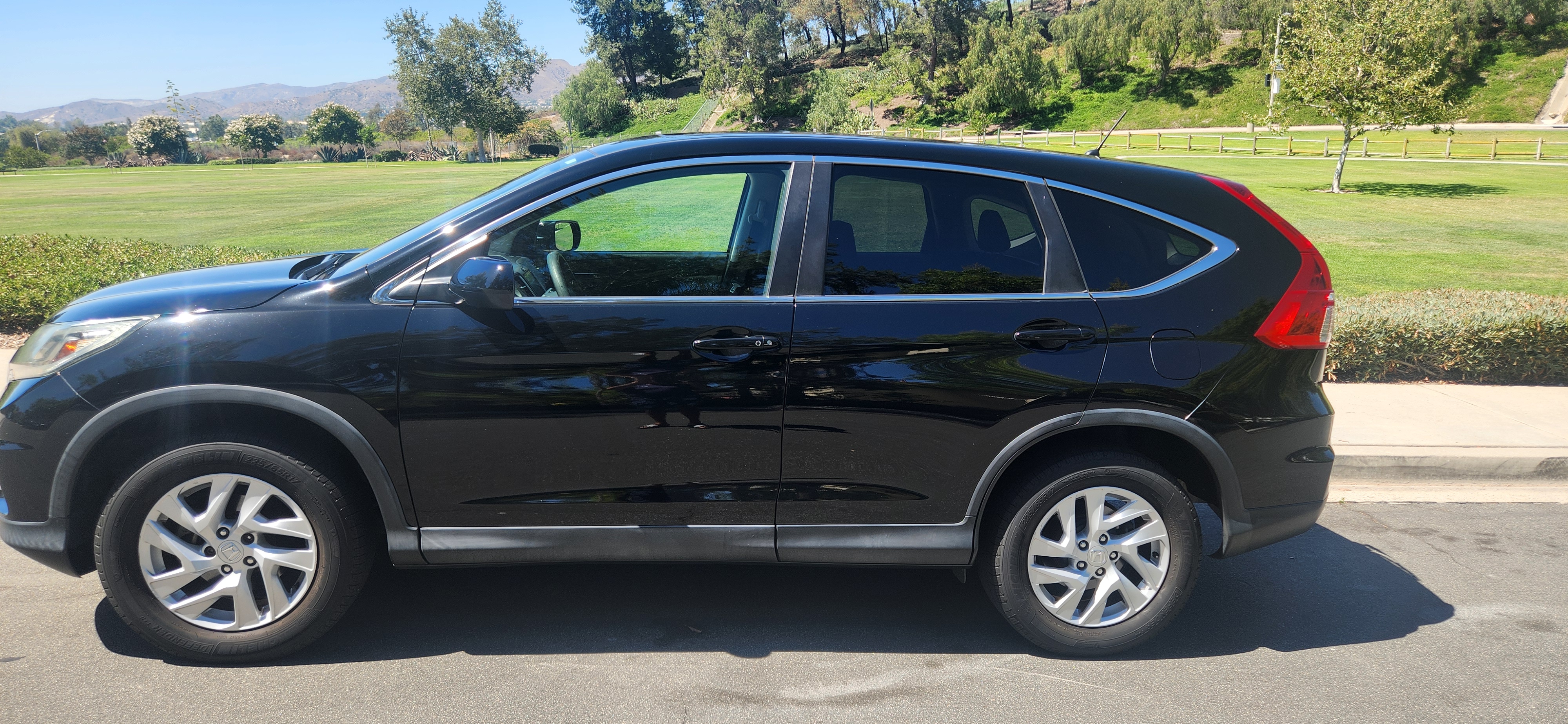Used 2015 Honda CR-V EX image 12