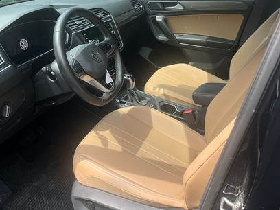 Used 2024 Volkswagen Tiguan SE