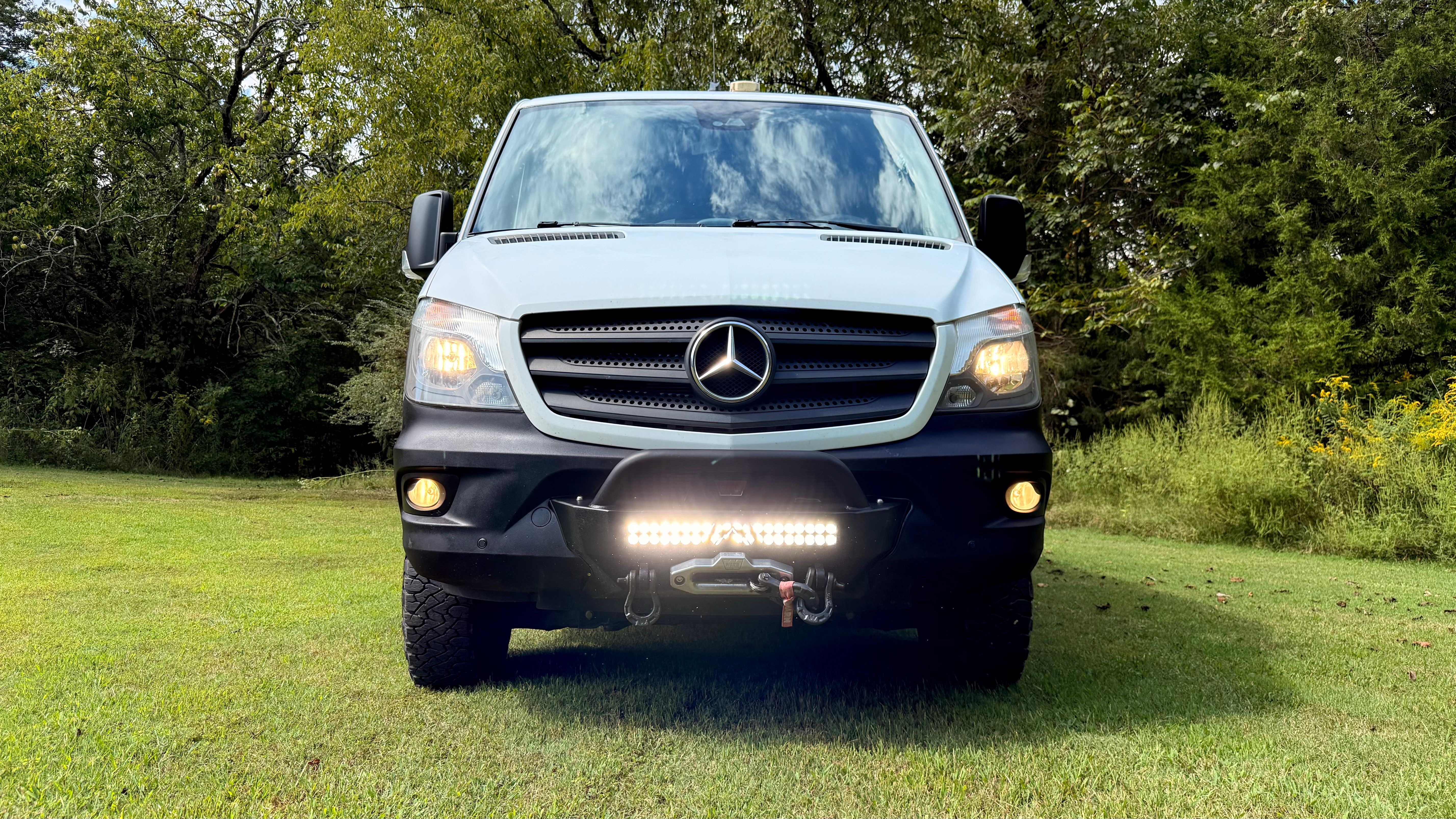 Used 2017 Freightliner Sprinter 2500 AWD/4WD image 12