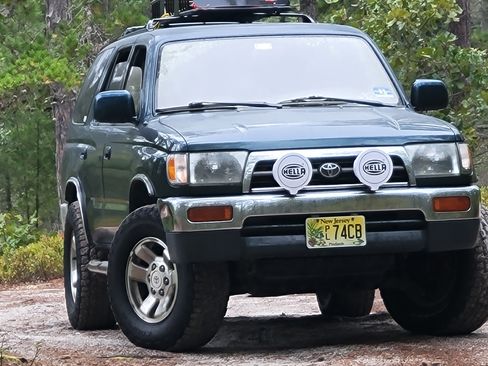 Used 1996 Toyota 4Runner SR5 image 5