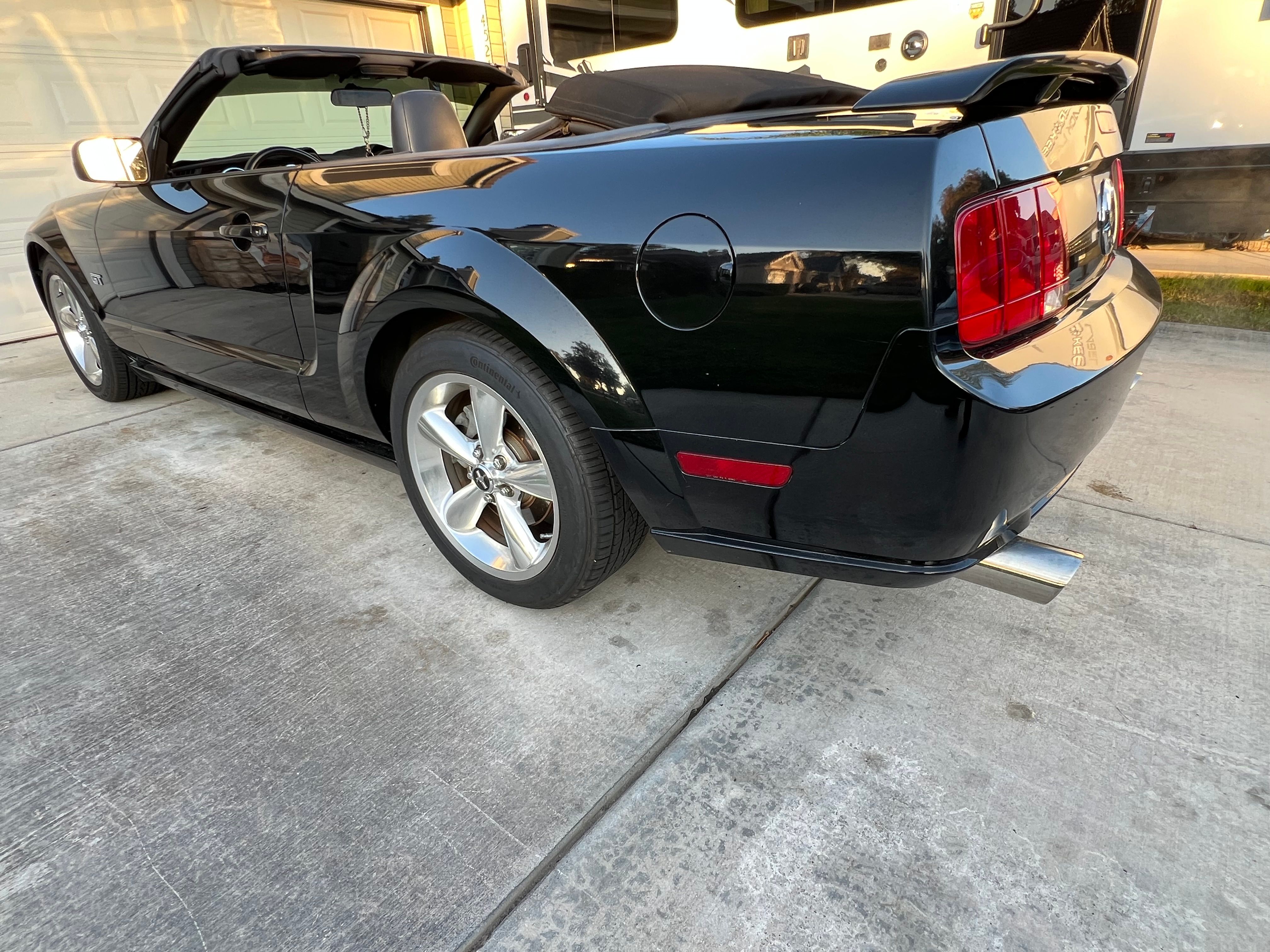 Used 2006 Ford Mustang GT Premium RWD image 8