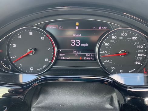 Used 2013 Audi A8 L 4.0T w/ Comfort Pkg image 11