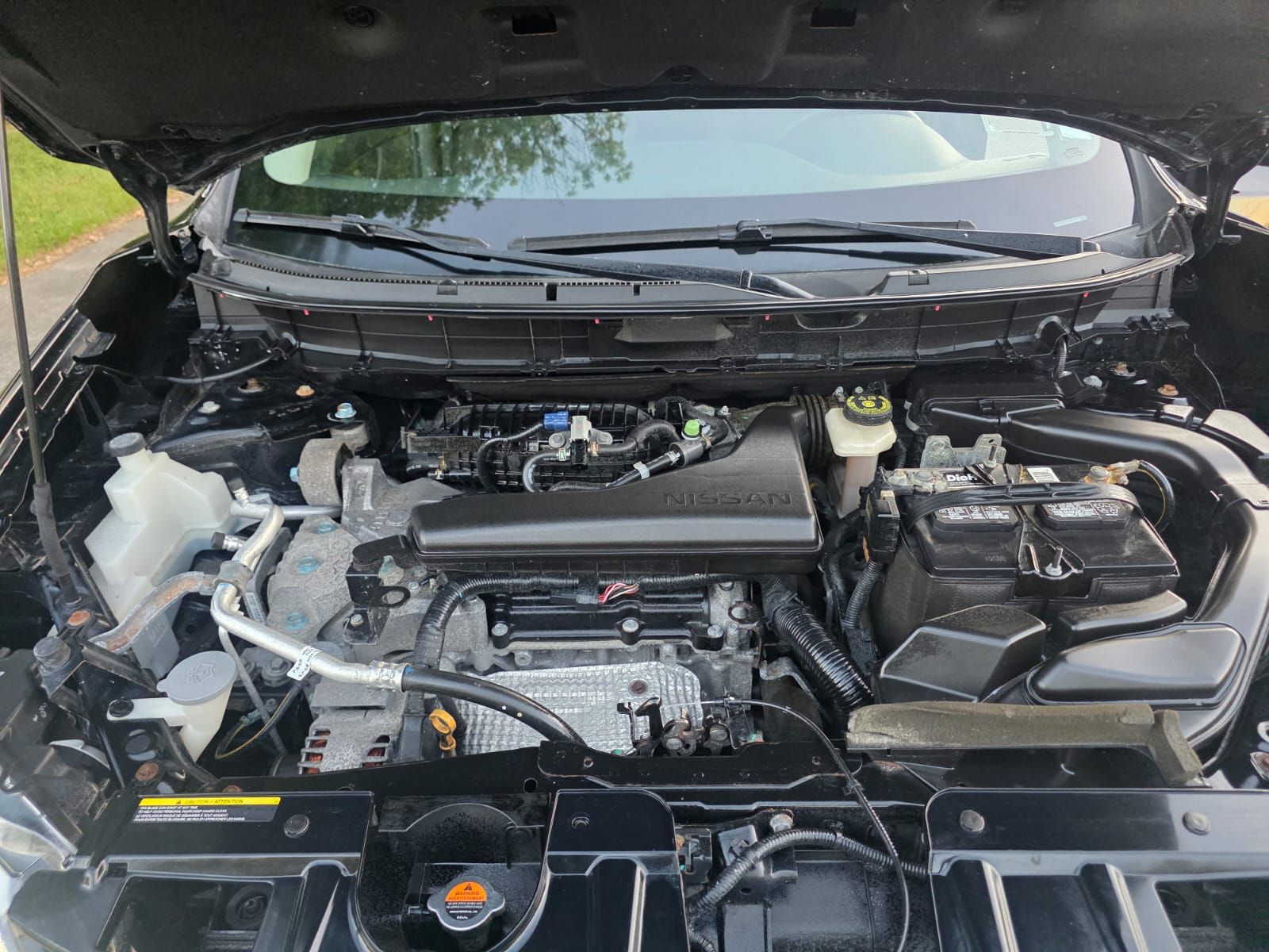 Used 2015 Nissan Rogue SV AWD/4WD image 19