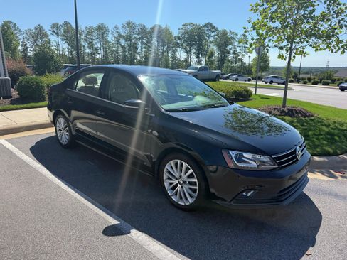 Used 2016 Volkswagen Jetta SEL FWD image 9