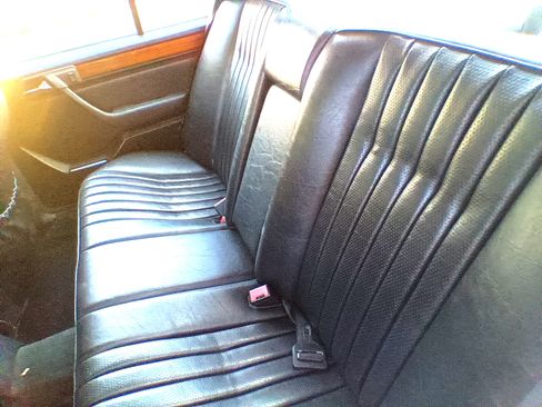 Used 1995 Mercedes-Benz E 300 Sedan image 13