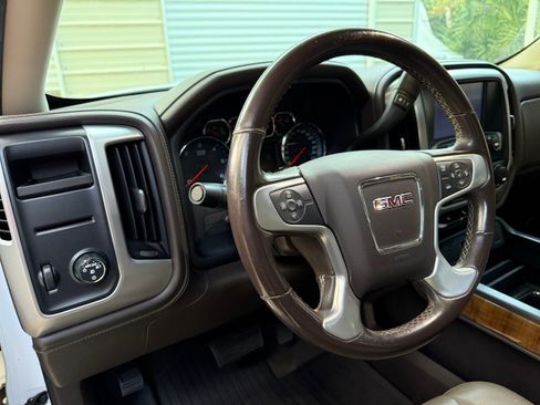 Used 2018 GMC Sierra 1500 SLT w/ SLT Premium Package image 23