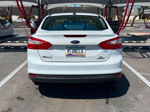 Used 2013 Ford Focus SE FWD image 4
