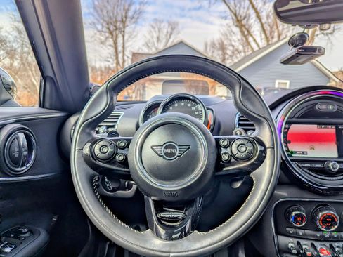 Used 2019 MINI Cooper Clubman S w/ Driver Assistance Package image 26