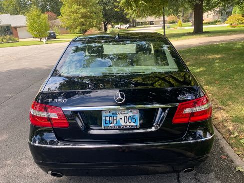 Used 2012 Mercedes-Benz E 350 Sedan image 10