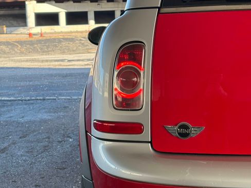 Used 2011 MINI Cooper Clubman image 8