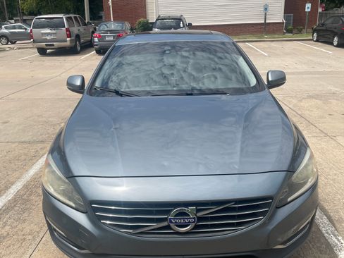 Used 2016 Volvo S60 T5 Premier image 6