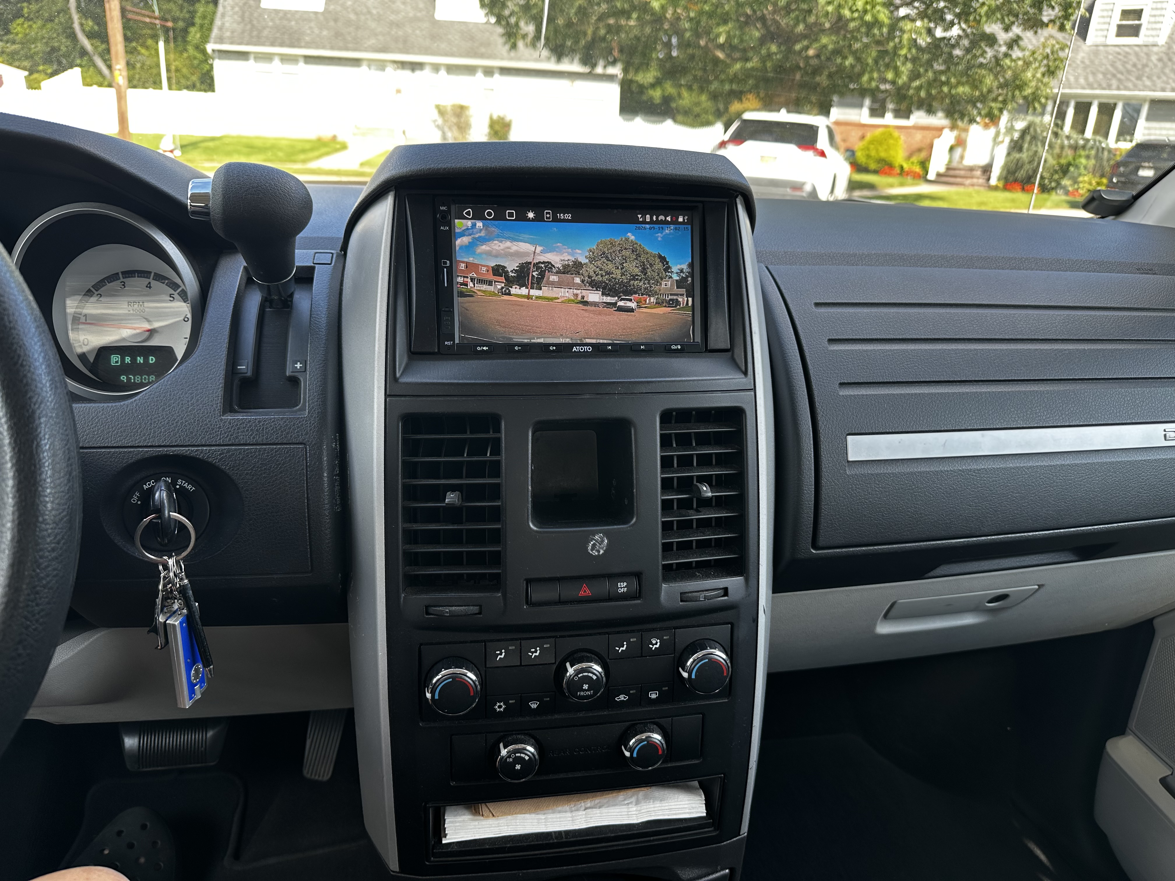 Used 2010 Dodge Grand Caravan SE FWD image 20