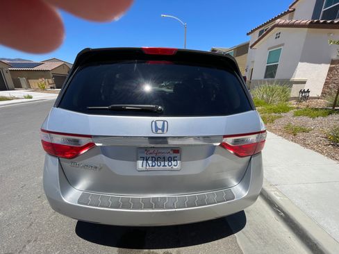 Used 2012 Honda Odyssey EX-L image 18