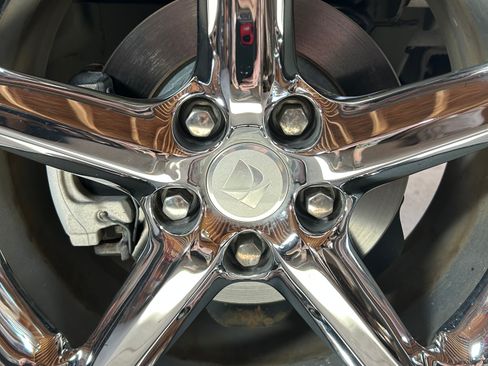 Used 2009 Saturn Sky Red Line RWD image 15