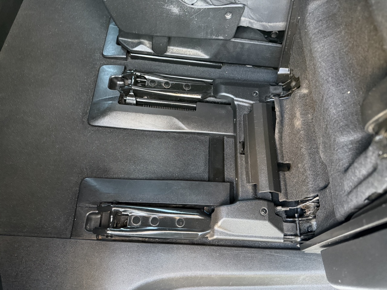 Used 2021 Chevrolet Suburban LT RWD image 22