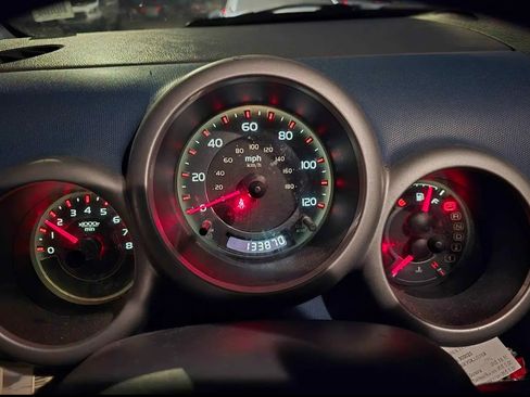 Used 2004 Honda Element EX image 9