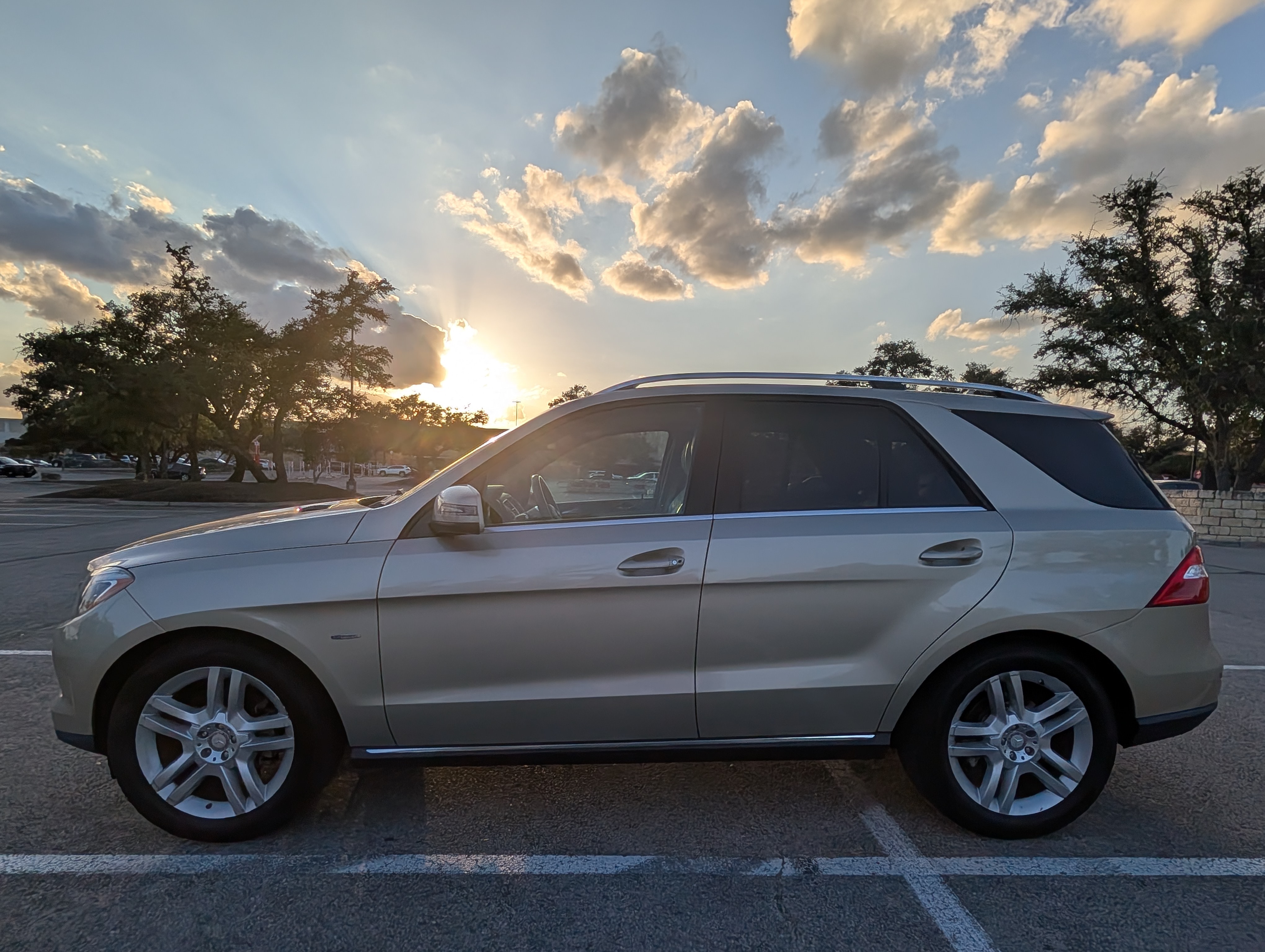 Used 2012 Mercedes-Benz ML 350 4MATIC image 2