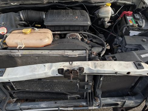 Used 2004 Dodge Ram 1500 Truck ST w/ ST Value Group image 10