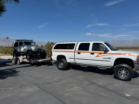 Used 2002 GMC Sierra 2500 2WD Crew Cab HD w/ SLT Marketing Option Pkg image 19