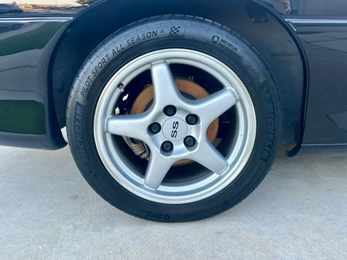 Used 1996 Chevrolet Camaro Z28 RWD image 16
