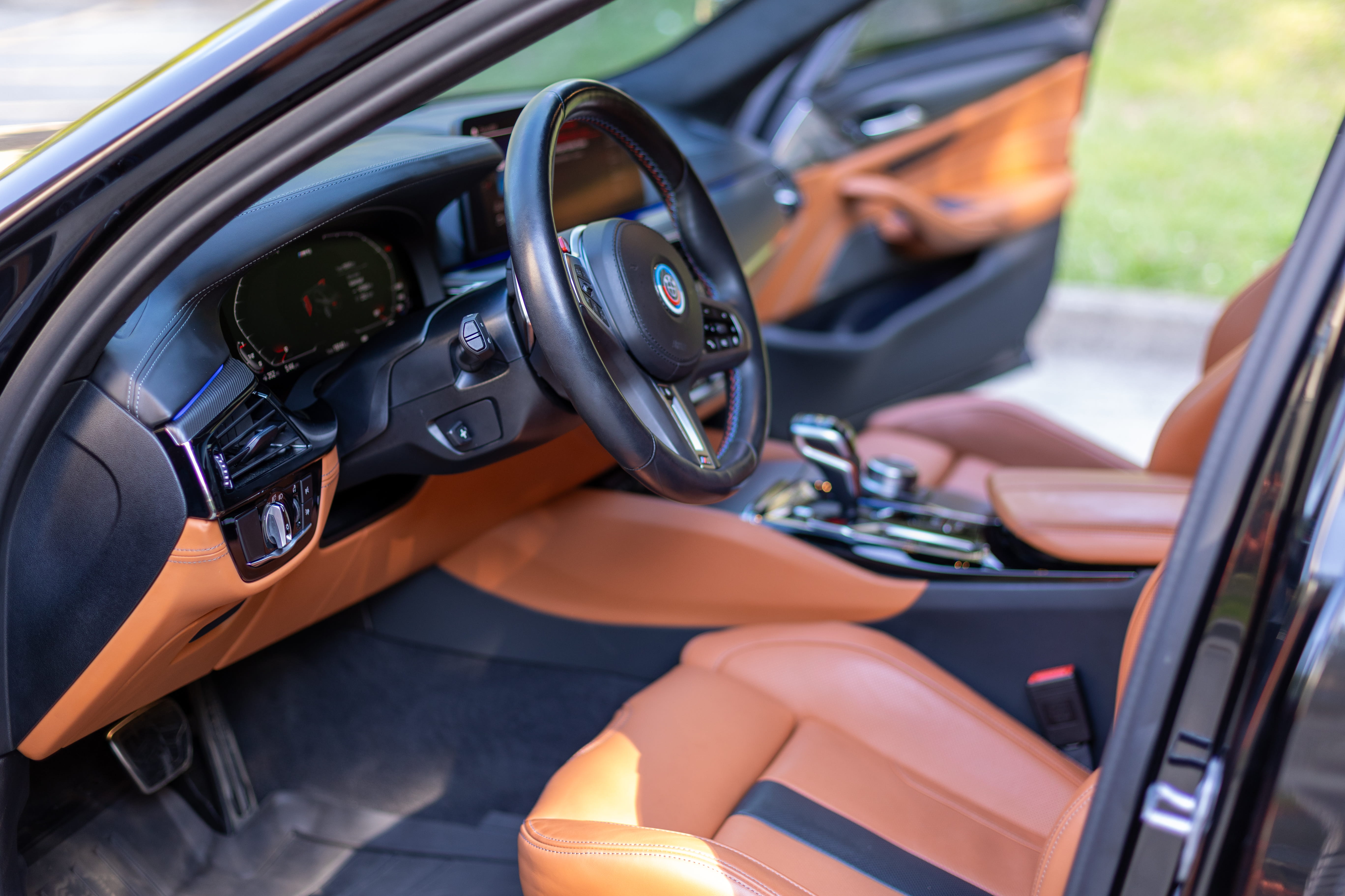 Used 2023 BMW M5 w/ Competition Package AWD/4WD image 5