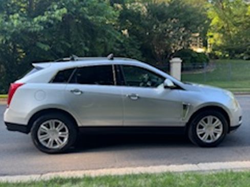 Used 2015 Cadillac SRX Luxury FWD image 6