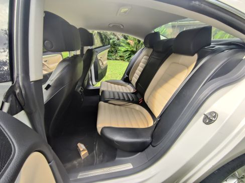 Used 2014 Volkswagen CC Sport image 4