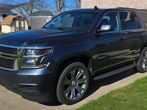 Used 2019 Chevrolet Tahoe LS AWD/4WD image 1
