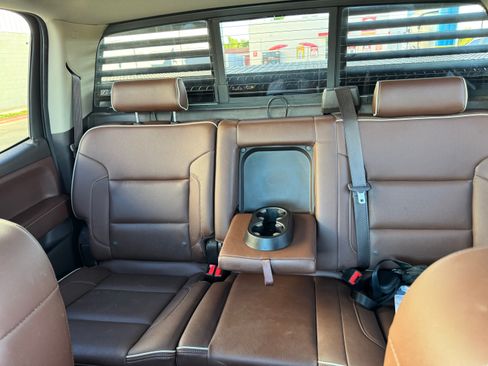 Used 2018 Chevrolet Silverado 2500 High Country w/ Duramax Plus Package image 10