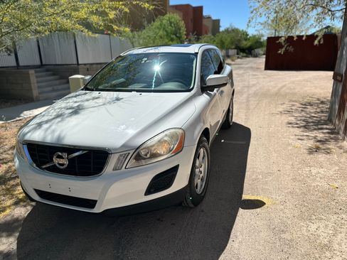 Used 2011 Volvo XC60 3.2 image 10