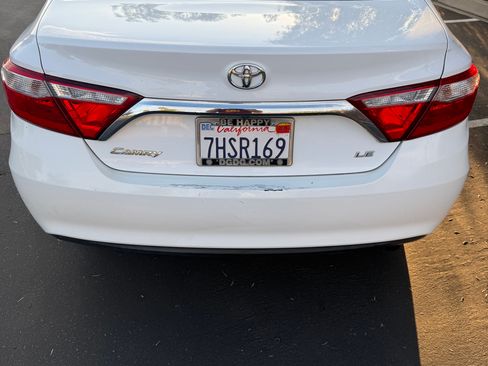 Used 2015 Toyota Camry LE FWD image 8
